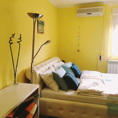 Sunrise Apartment Belgrado Esterno foto