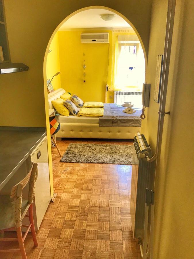 Sunrise Apartment Belgrado Esterno foto